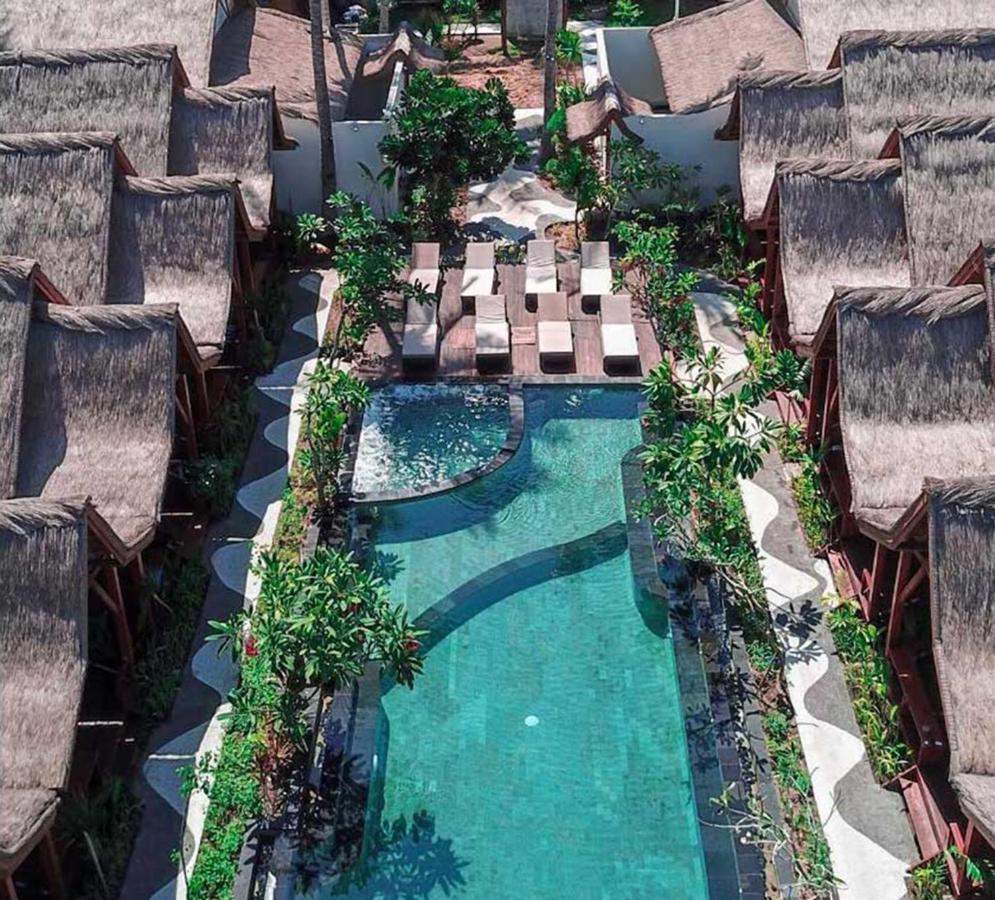 Gili One Resort Джили Трауанган Екстериор снимка